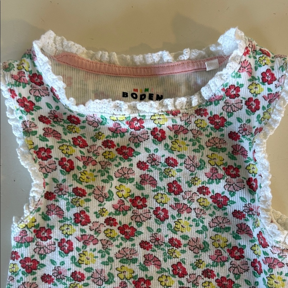 Boden Floral Lace-Trimmed Sleeveless Top